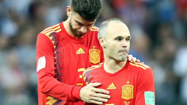 เลิกแล้วจ้า!!อีเนียสต้าช้ำหนักประกาศแขวนเกือกทีมชาติ